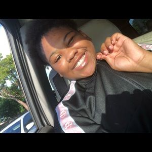 Meet your Posher, Trellany